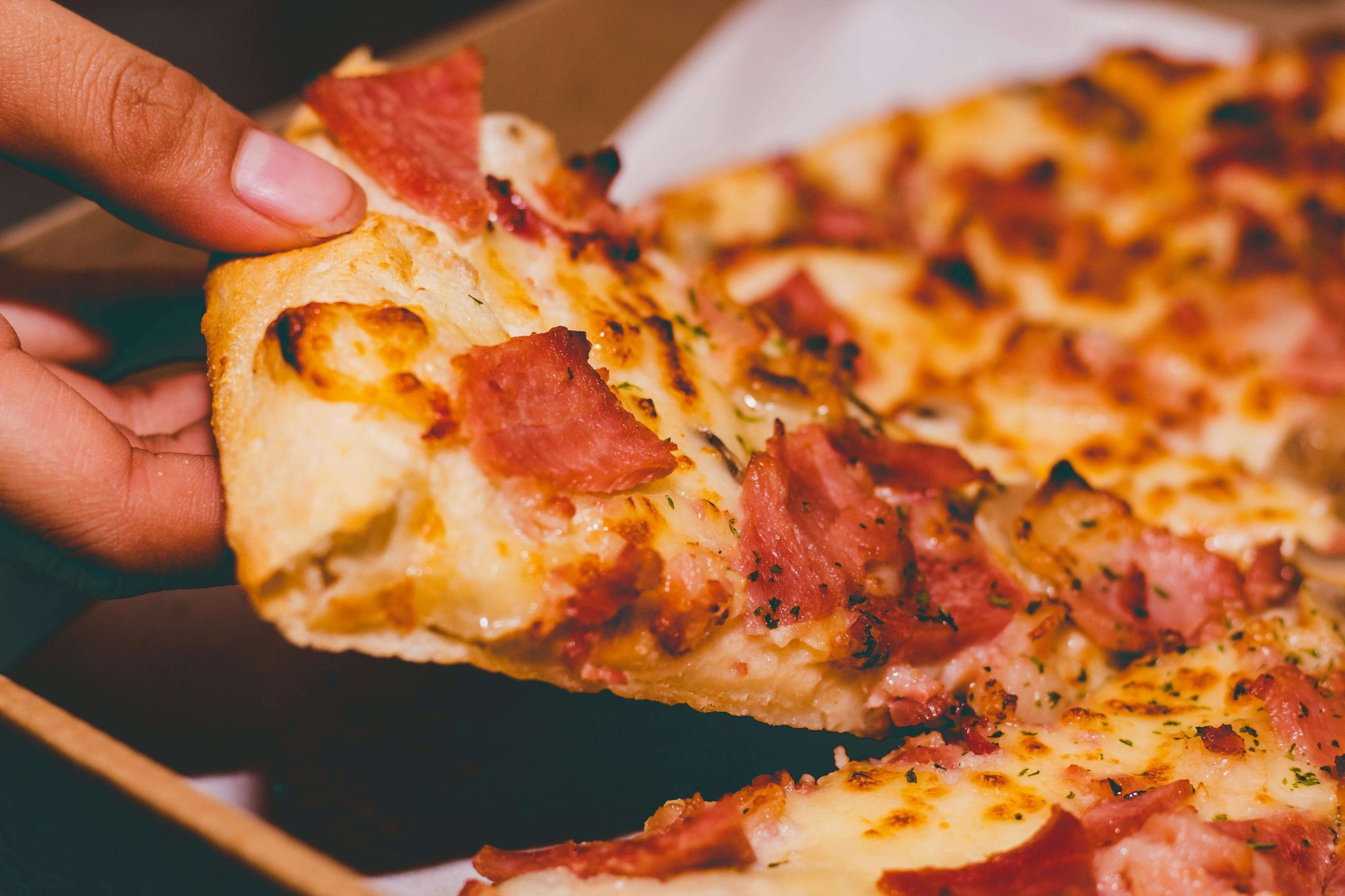 Il Tempo serverar bästa pizzan på Södermalm i genuin italiensk miljö.